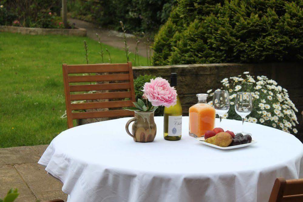 The Lions Bed & Breakfast Newark-on-Trent  Ngoại thất bức ảnh